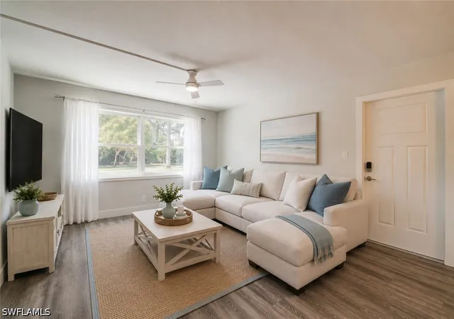 975-9th-avenue-s-11-naples-fl-34102/hzid_96d856e4