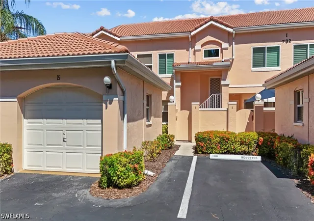 732-woodshire-ln-i5-naples-fl-34105/hzid_8478f74d