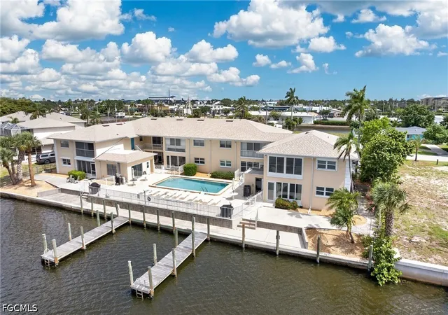 1714-bikini-ct-105-cape-coral-fl-33904/hzid_739f1738