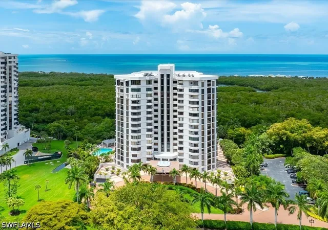 6075-pelican-bay-blvd-506-naples-fl-34108/hzid_0c3698da