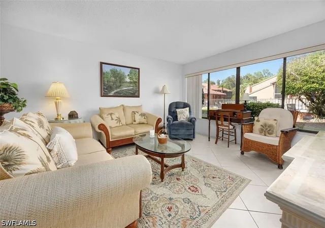 114-cypress-way-e-d3-naples-fl-34110/hzid_89f798d0
