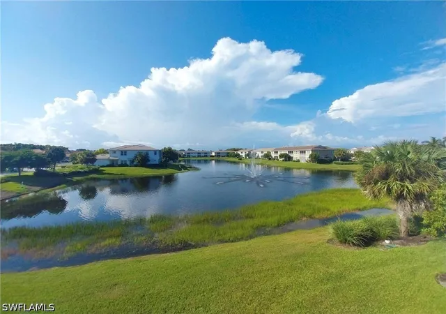 4551-arboretum-cir-203-naples-fl-34112/hzid_cbb4fa2f