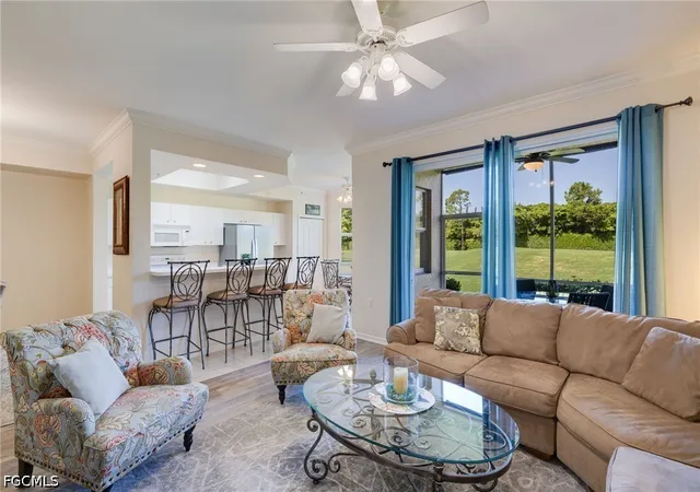 2865-cypress-tr-cir-103-naples-fl-34119/hzid_f9102dec