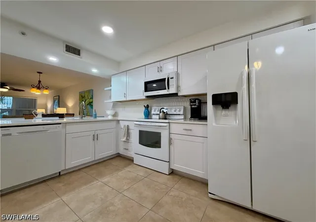 28940-bermuda-pointe-cir-102-bonita-springs-fl-34134/hzid_83ff4465