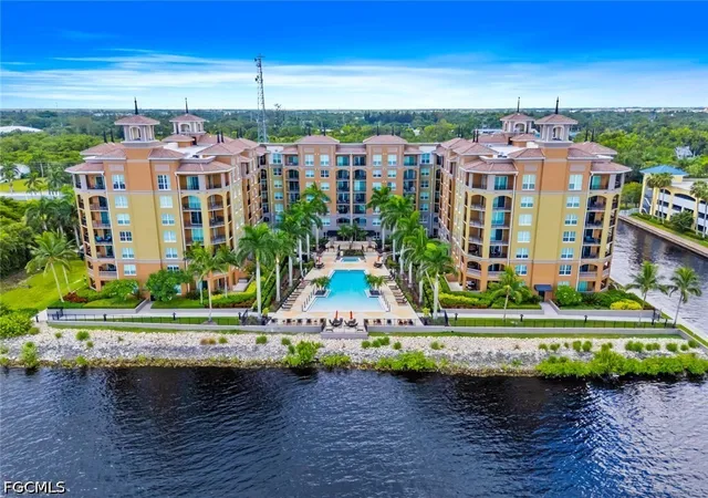 2825-palm-beach-blvd-203-fort-myers-fl-33916/hzid_09fc4215