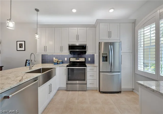 338-newport-dr-1803-naples-fl-34114/hzid_1fdca84c