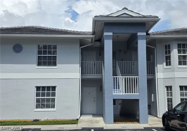 8408-bernwood-cvs-loop-1710-fort-myers-fl-33966/hzid_d0777dff