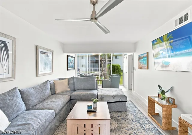 1417-chesapeake-ave-106-naples-fl-34102/hzid_aaf43695