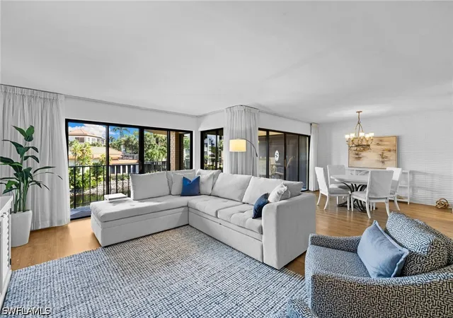 6710-pelican-bay-blvd-422-naples-fl-34108/hzid_a98ecf93