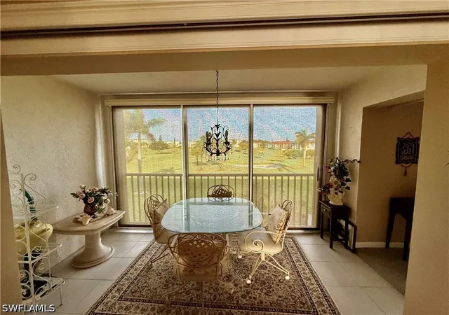 1-high-point-cir-w-303-naples-fl-34103/hzid_cd1812ee