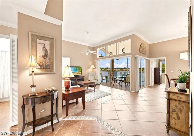 2671-citrus-lake-dr-e306-naples-fl-34109/hzid_64b27fbe