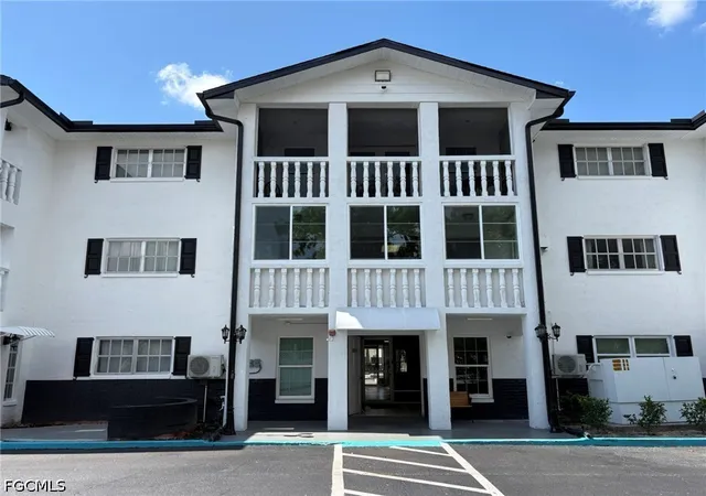 3704-broadway-214-fort-myers-fl-33901/hzid_b2d6e5c1