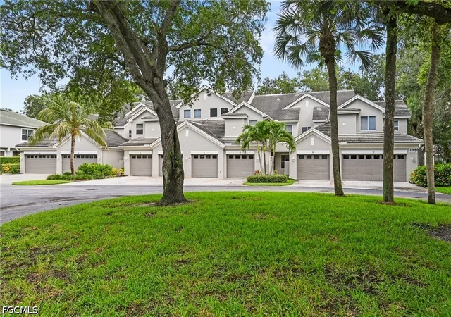 12051-champions-green-way-313-fort-myers-fl-33913/hzid_eeb80ffd