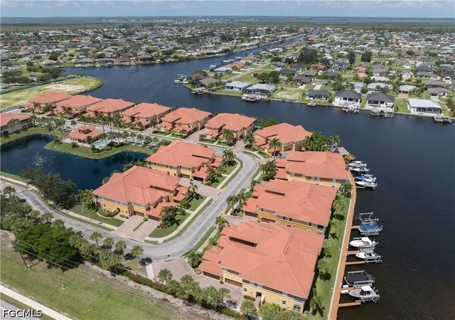 198-shadroe-cvs-cir-502-cape-coral-fl-33991/hzid_c822f29e
