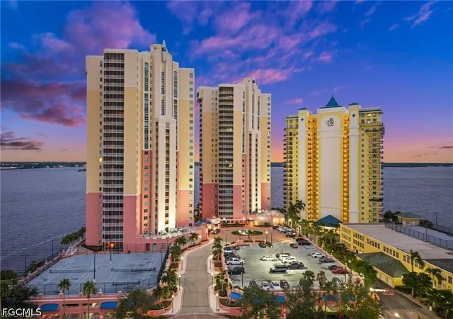2743-1st-street-305-fort-myers-fl-33916/hzid_358f782a