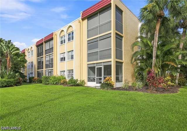 1087-forest-lakes-dr-302-naples-fl-34105/hzid_823bbf9a