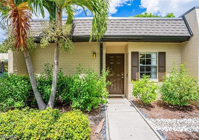 6300-s-pointe-blvd-327-fort-myers-fl-33919/hzid_e166a729