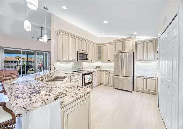 9582-hemingway-ln-3405-fort-myers-fl-33913/hzid_d1d99d95