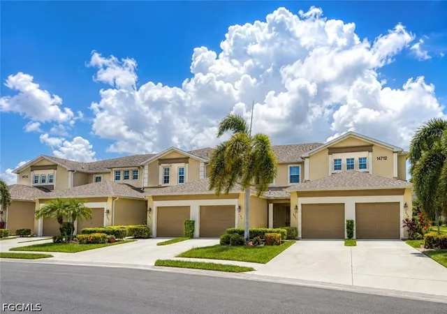 14712-calusa-palms-dr-204-fort-myers-fl-33919/hzid_db72e91c