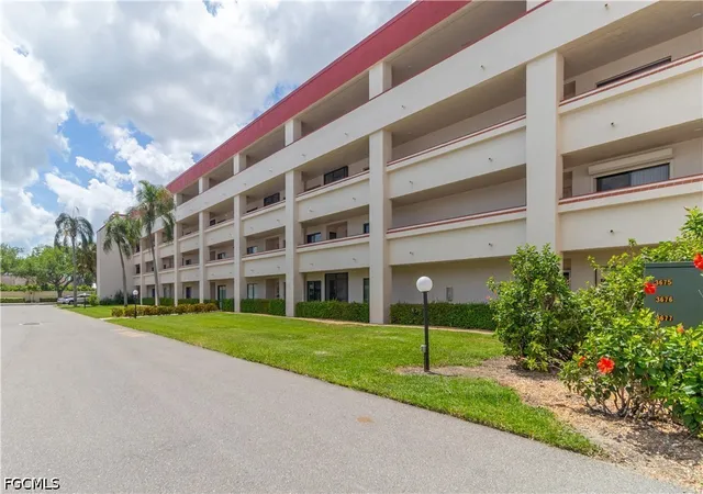 1781-pebble-beach-dr-208-fort-myers-fl-33907/hzid_118426d7