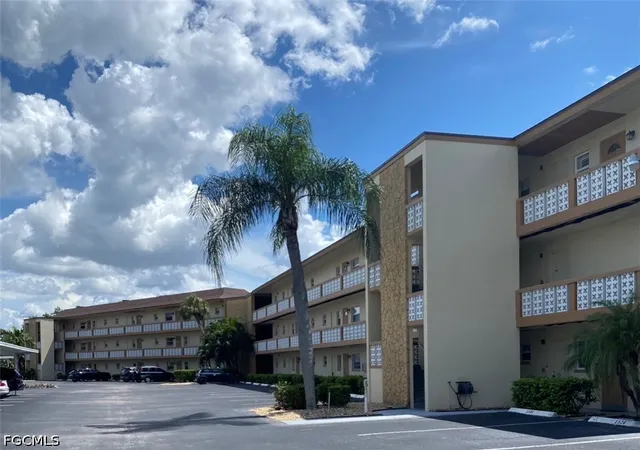 1515-tropic-ter-1515-north-fort-myers-fl-33903/hzid_77cc8e0b