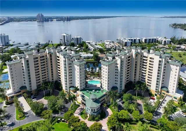 3414-hancock-brg-pkwy-303-north-fort-myers-fl-33903/hzid_4d35daaf