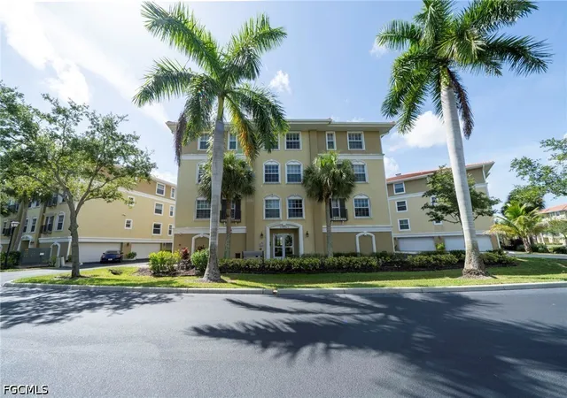 10041-lake-cove-dr-202-fort-myers-fl-33908/hzid_4b4082fa