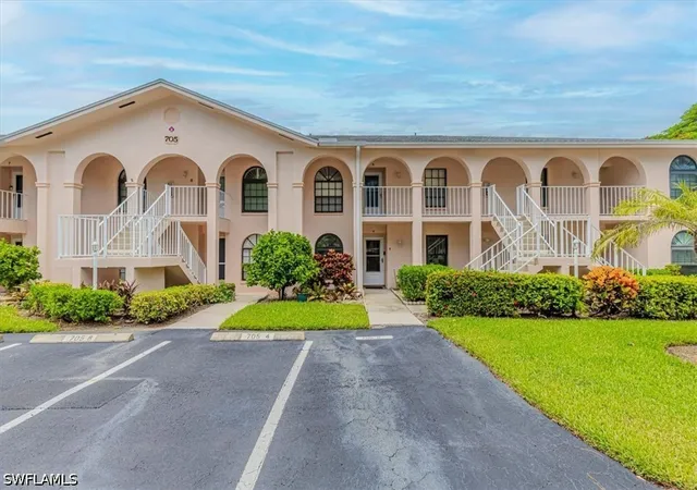 705-augusta-blvd-4-naples-fl-34113/hzid_b893dc48