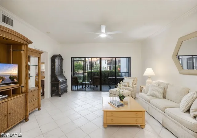 583-serendipity-dr-583-naples-fl-34108/hzid_cad528a2