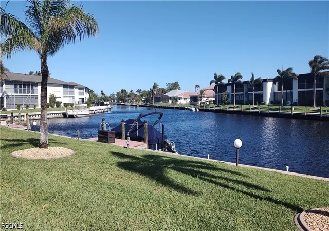 4713-santa-barbara-blvd-e-3-cape-coral-fl-33914/hzid_ba82aef7
