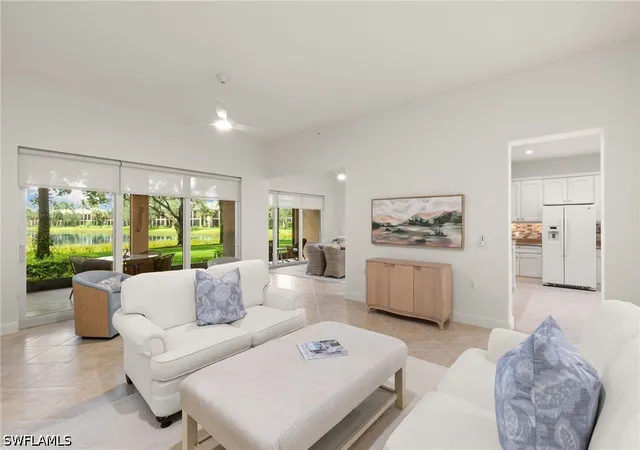 3053-aviamar-cir-8-102-naples-fl-34114/hzid_78b6d944