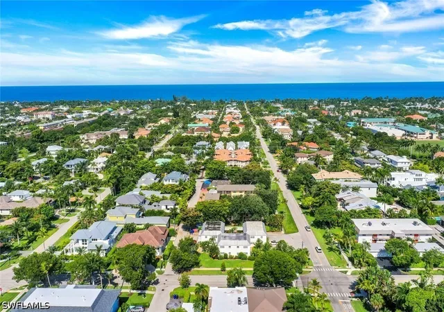 780-10th-avenue-5-naples-fl-34102/hzid_f213c18c