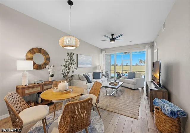 7915-mahogany-run-ln-1112-naples-fl-34113/hzid_2d14d584