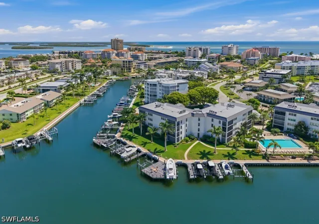 880-huron-ct-307-marco-island-fl-34145/hzid_dd82c9e9