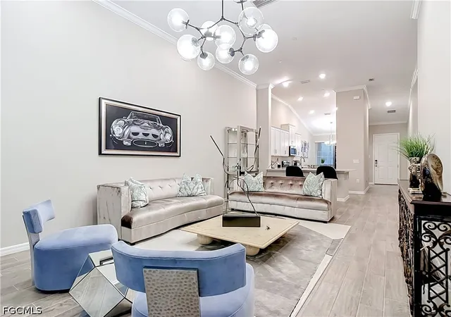 11841-venetian-lagoon-dr-203-fort-myers-fl-33913/hzid_dc0cc235