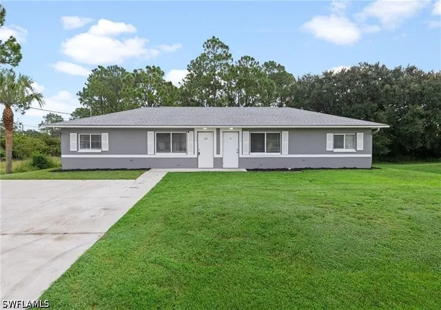 109-111-gordon-ave-s-lehigh-acres-fl-33973/hzid_7e50ec91