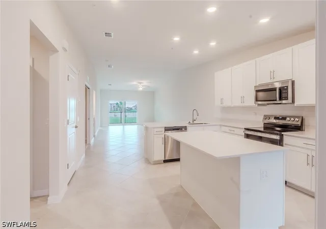 15495-green-acres-ave-2622-punta-gorda-fl-33982/hzid_5c6eb533