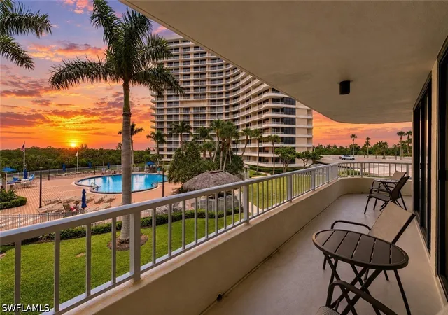 380-seaview-ct-203-marco-island-fl-34145/hzid_e39496e2