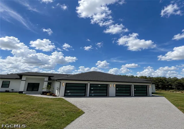 2924-wallace-ave-s-2926-lehigh-acres-fl-33973/hzid_8fe47e52