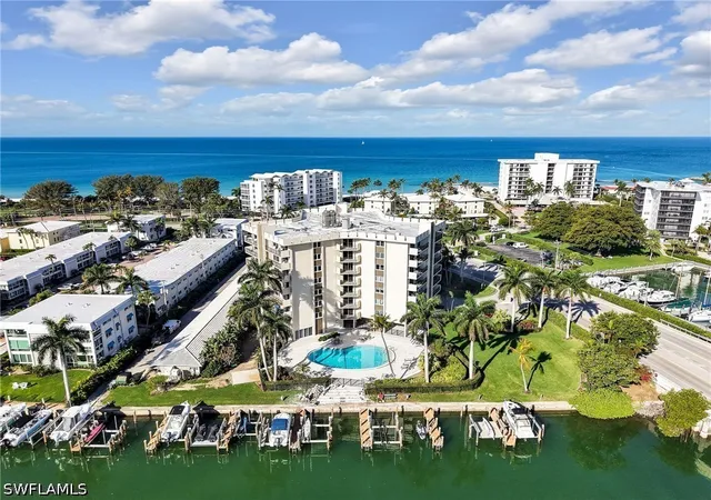 2150-gulf-shore-blvd-n-407-naples-fl-34102/hzid_91f35b21