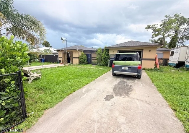 1024-1026-ainsworth-st-e-lehigh-acres-fl-33974/hzid_a3e7020a