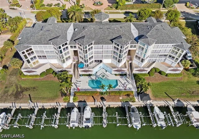 870-collier-ct-406-marco-island-fl-34145/hzid_a678c2ab