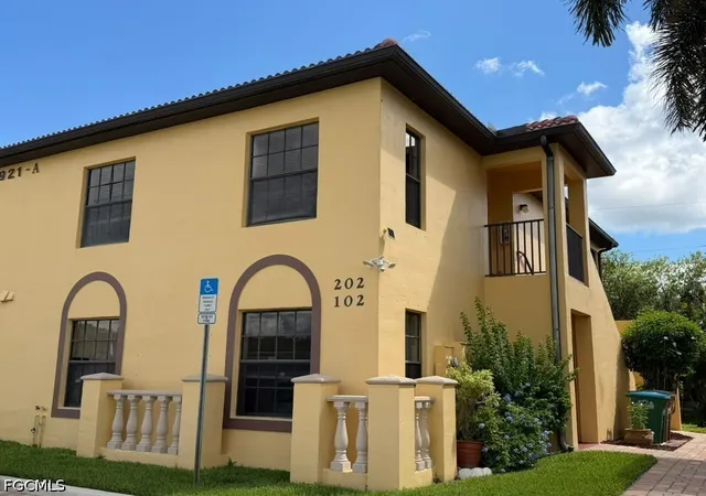 4921-sw-16th-place-202-cape-coral-fl-33914/hzid_f45dfd63