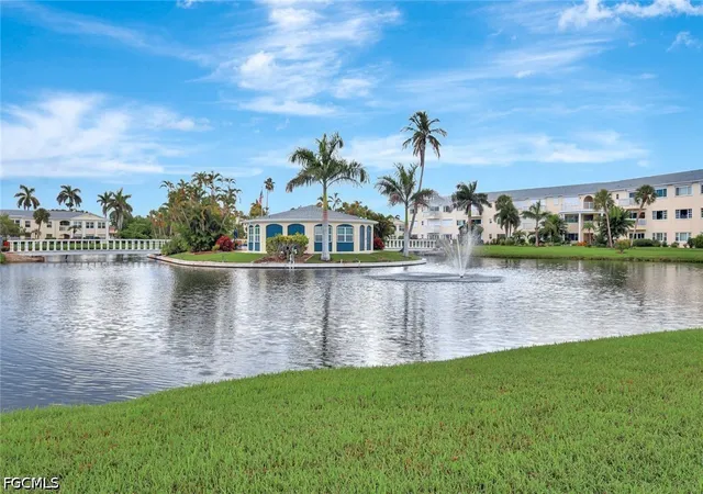 13551-stratford-pl-cir-202-fort-myers-fl-33919/hzid_18c59722