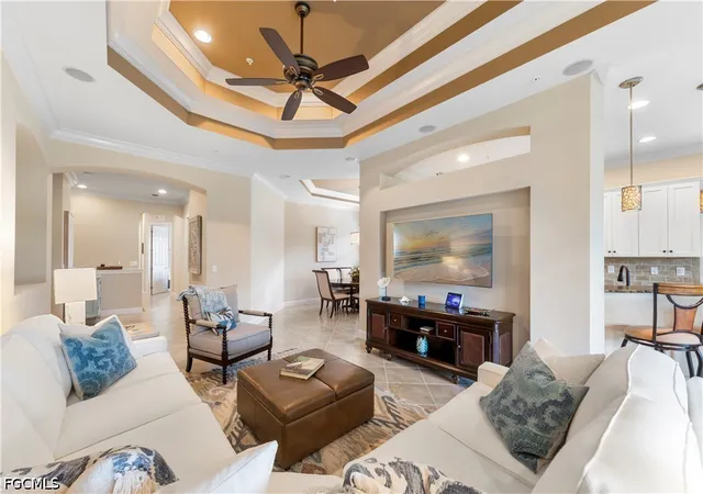 10351-glastonbury-cir-201-fort-myers-fl-33913/hzid_bb4e2fcc