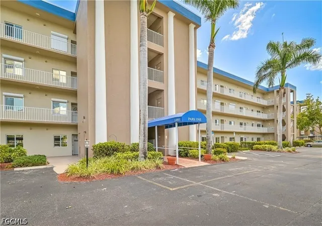 14901-park-lake-dr-301-fort-myers-fl-33919/hzid_fc0714ca