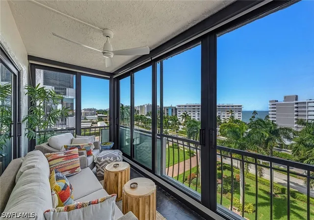 3430-gulf-shore-blvd-n-6j-naples-fl-34103/hzid_69391db7