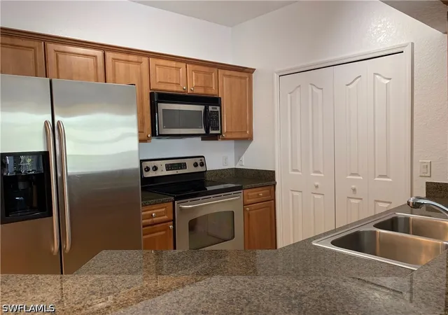12965-positano-cir-306-naples-fl-34105/hzid_75a980e0