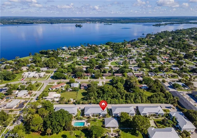 431-van-buren-st-b8-fort-myers-fl-33916/hzid_7520c357