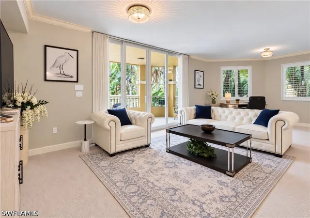 2748-tiburon-blvd-e-106-naples-fl-34109/hzid_ab046011